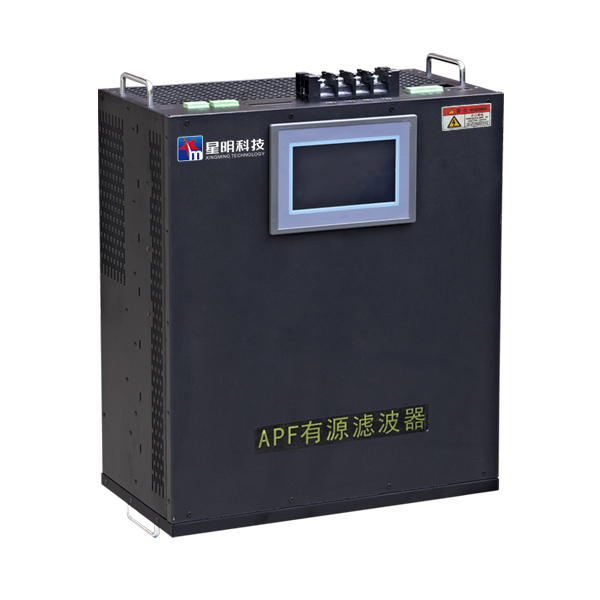 XMPQ通過(guò)外部互感器CT，實(shí)時(shí)檢測(cè)電網(wǎng)電流或者負(fù)載電流，控制器通過(guò)快速傅里葉變換提取出負(fù)載的基波電流、各次諧波電流，通過(guò)DQ旋轉(zhuǎn)坐標(biāo)得到有功、無(wú)功、負(fù)序等數(shù)據(jù)，然后通過(guò)IGBT功率變換器產(chǎn)生與補(bǔ)償目標(biāo)（諧波、無(wú)功、不平衡）大小相等相位相反的補(bǔ)償電流注入電網(wǎng)，實(shí)現(xiàn)對(duì)電網(wǎng)側(cè)的電能質(zhì)量改善功能。…